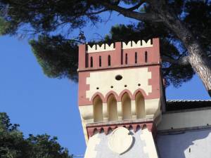 Xtrallusion photo library of independent, self-guided walking and sightseeing holidays in Italy. Pictures, images, photos and photographs taken along the way of this 1-day walking itinerary, to give you a visual impression of the day's walk.